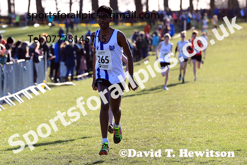 Boys under-15s 2025 Northern Cross Country Champs, Tatton Park, Knutsford, Cheshire. Photo: David T. Hewitson/Sports for All Pics